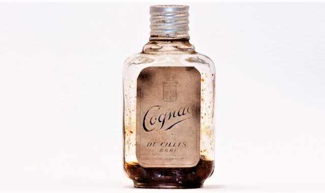 Bari, la storia della distilleria De Cillis e di un cognac che spopol in tutto il mondo